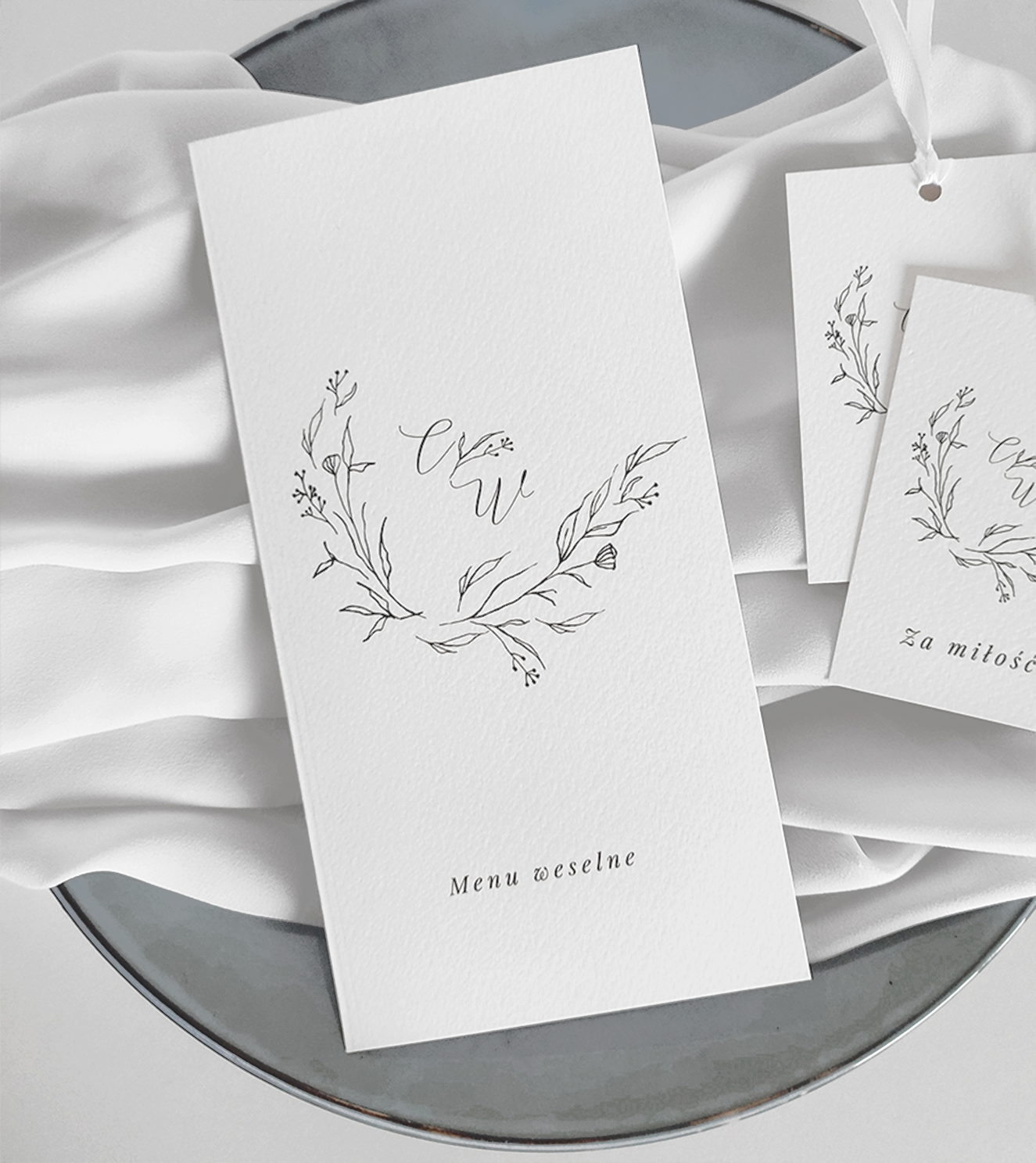 minimalistyczne menu weselne z listami, czarno-białe, otwierane
