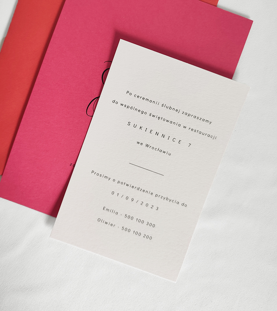Dodatkowy, różowy bilecik do zaproszenia ślubnego.