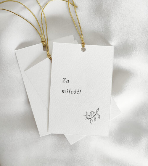 Minimalistyczne zawieszki na butelki z listkiem w stylu line art.