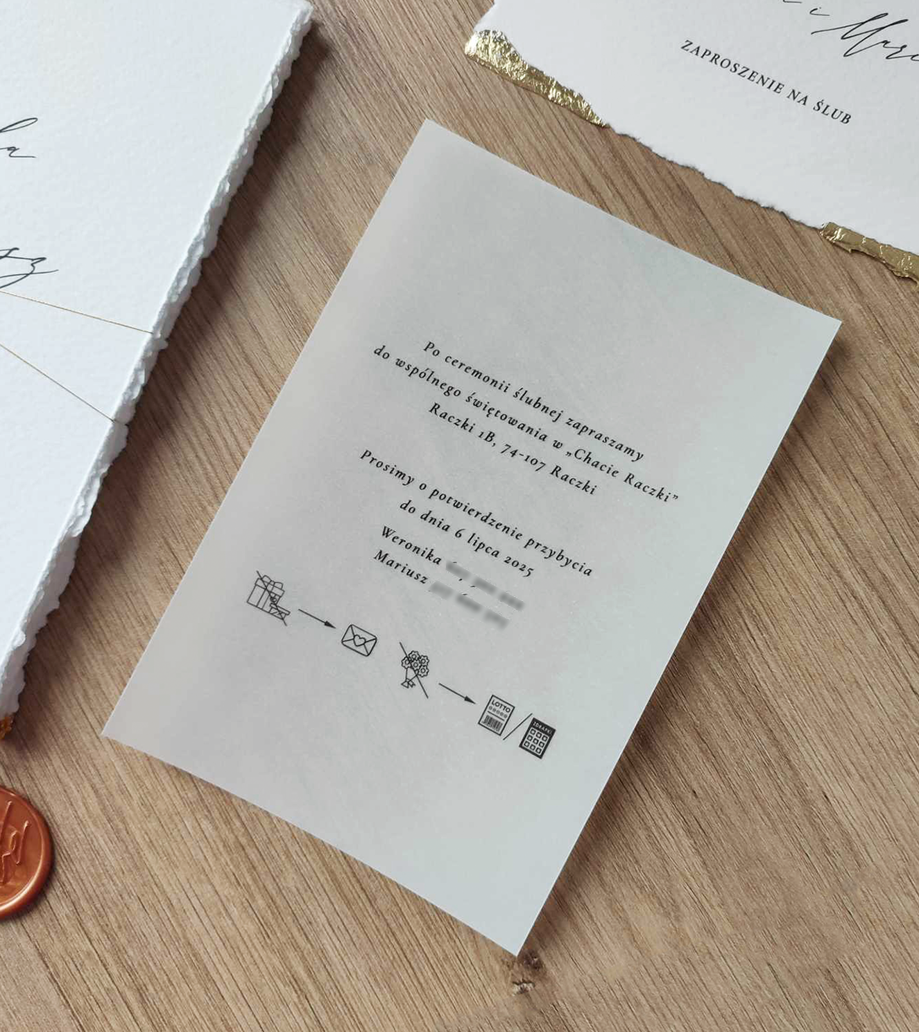 Papier transparentny, kalka - 160 g, która stanowi dodatkowy bilecik, rsvp do zaproszeń ślubnych ze słonecznikiem.